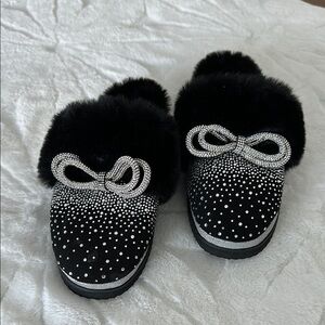 Gianni Bini Black and Silver Slippers